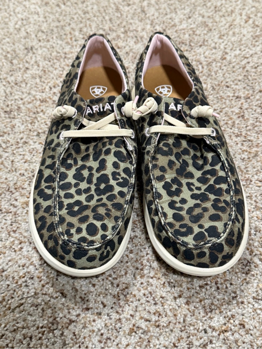 Ariat Leopard Print Hilo Lace-Up Sneaker in olive leopard print 9b - Picture 8 of 14